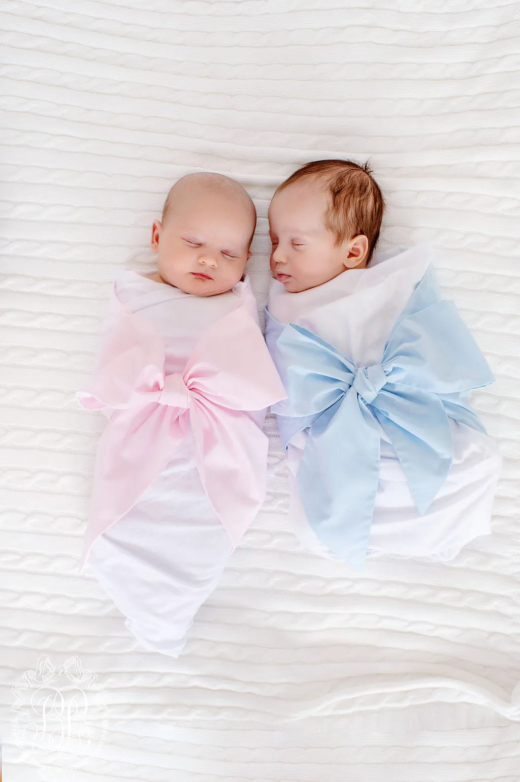 Bow Swaddle ® - Palm Beach Pink