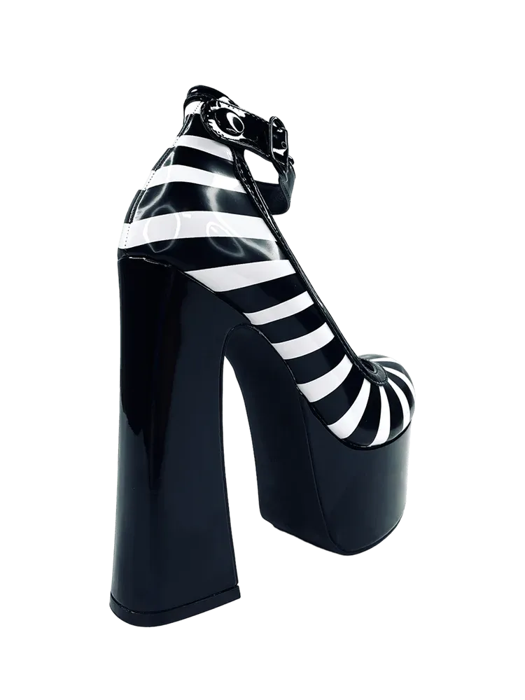 FRIGHT BLACK/WHITE PLATFORM HEELS