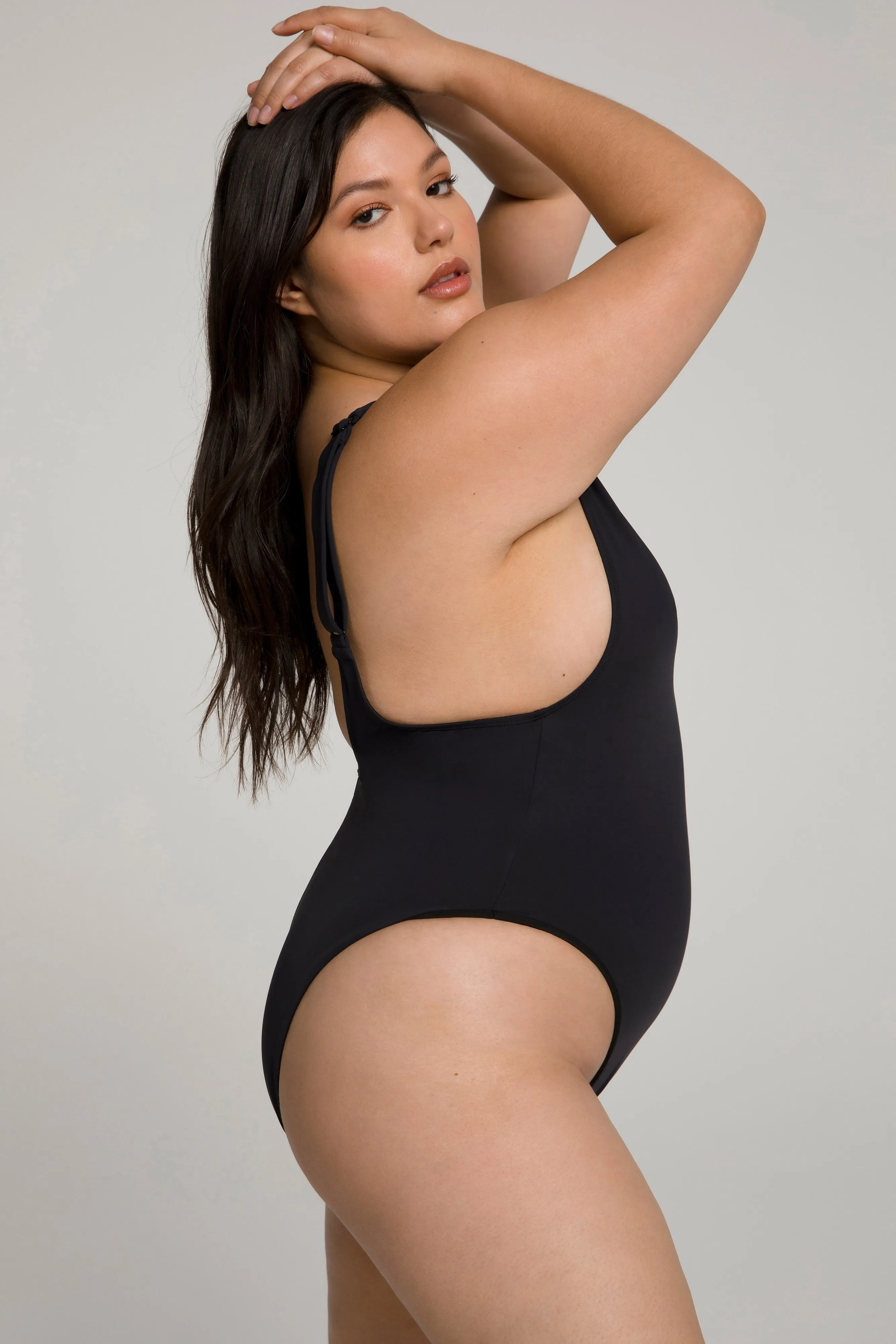 LAYOUT ONE-PIECE | BLACK001